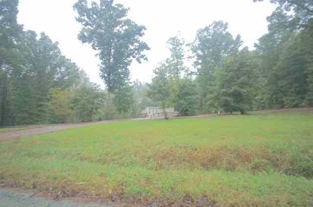 4311 Altice Road Moneta, VA 24121 - Photo 5 of 17 backyard