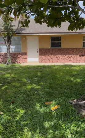 $2,200 | 1045 Miami Boulevard, Delray Beach, FL 33483