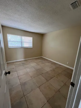 $2,200 | 1045 Miami Boulevard, Delray Beach, FL 33483