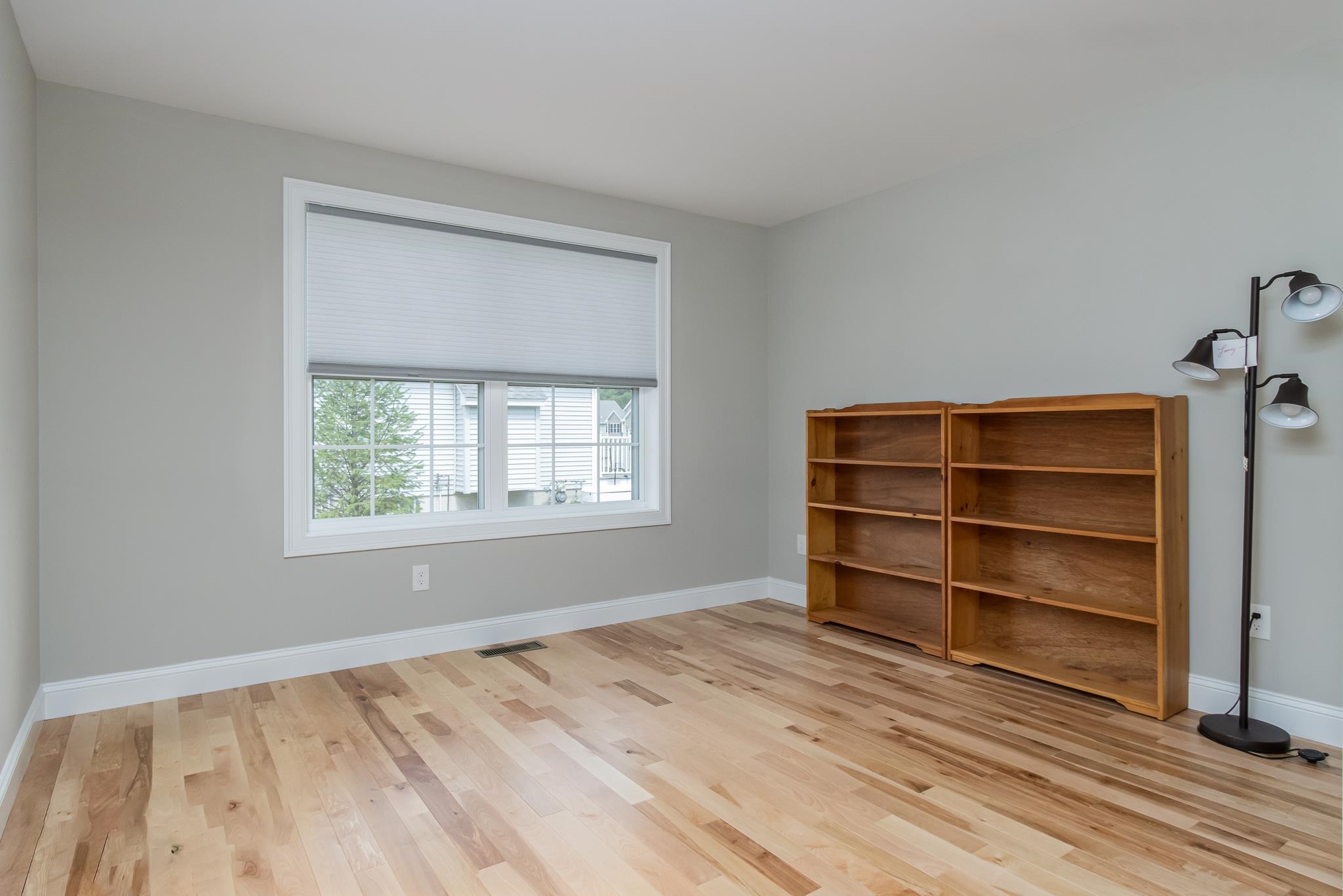 9 Mulberry Lane Hooksett, NH 03106 - Photo 11 of 39