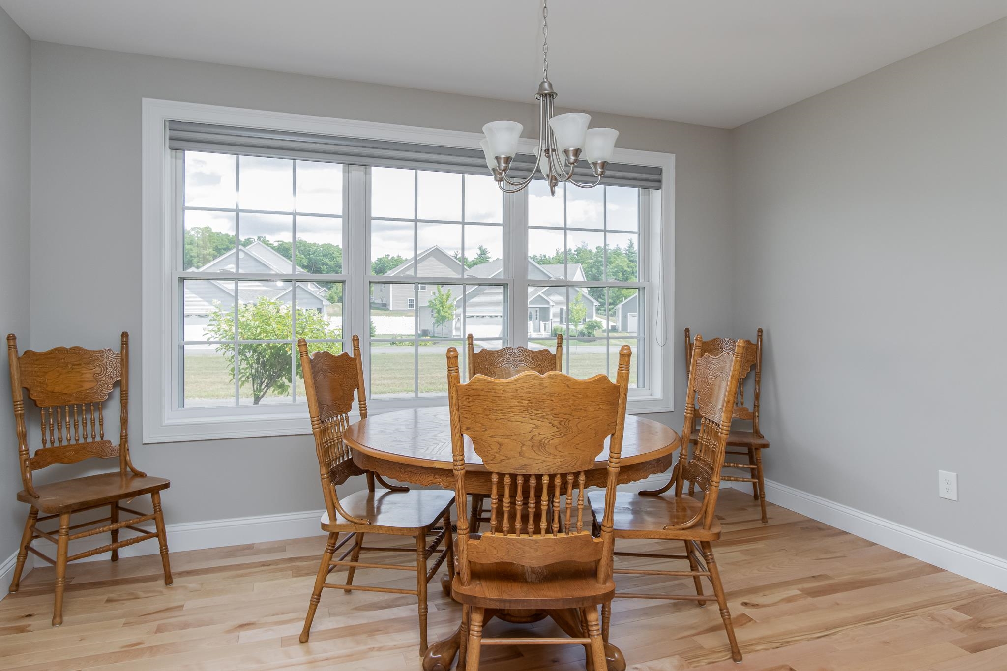 9 Mulberry Lane Hooksett, NH 03106 - Photo 3 of 39