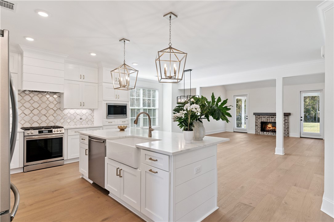 164 Old Wharf Road Brunswick, GA 31523 - Photo 23 of 44 Photo of completed home at 174 OWR (Same General Floorplan)