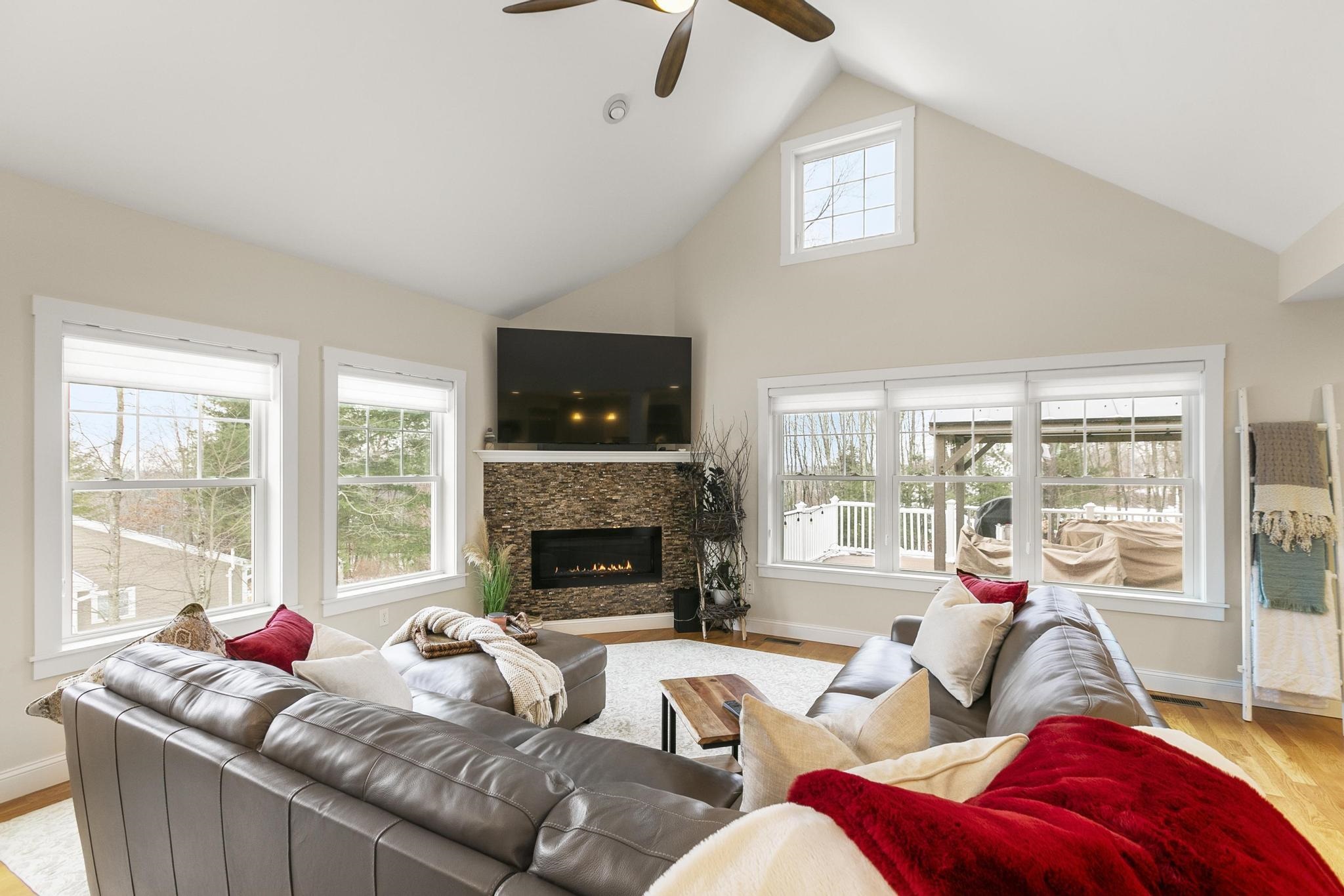 63 Grouse Run Pelham, NH 03076 - Photo 18 of 46 Gallery Image 18