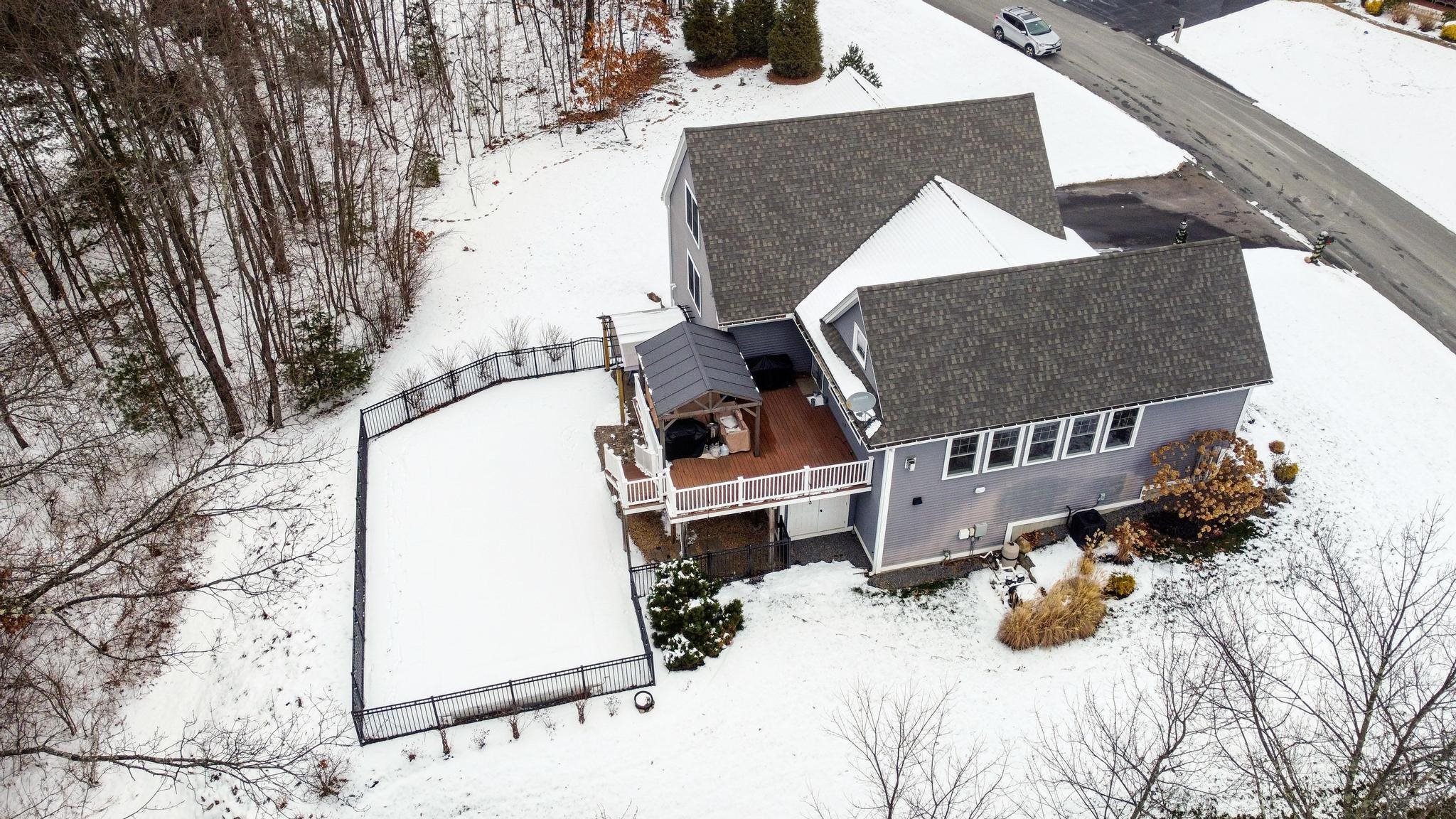 63 Grouse Run Pelham, NH 03076 - Photo 2 of 46 Gallery Image 2