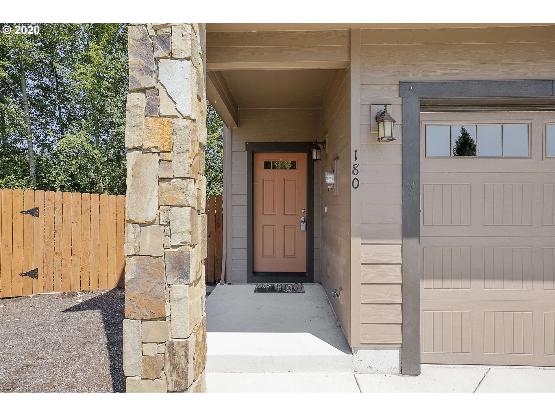 180 North 41st Place Ridgefield, WA 98642 - Photo 3 of 32 Gallery Image 3
