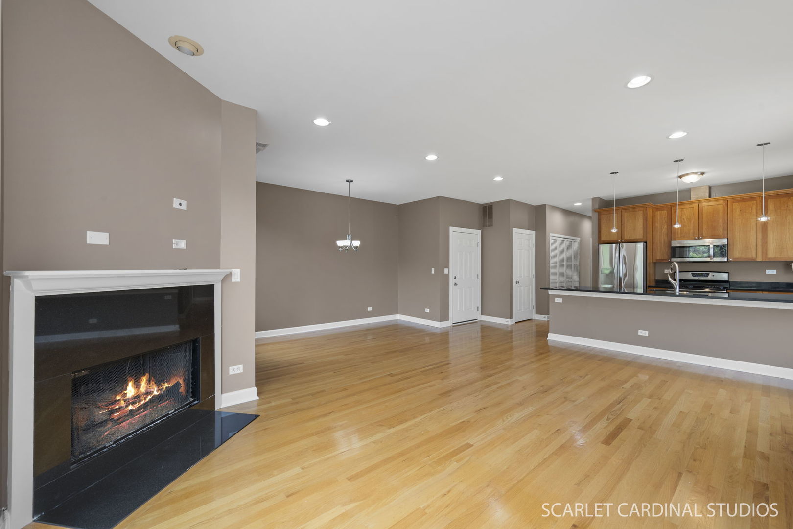 1419 West Fillmore Street, Unit 3W Chicago, IL 60607 - Photo 6 of 26 a view of an empty room and a fireplace
