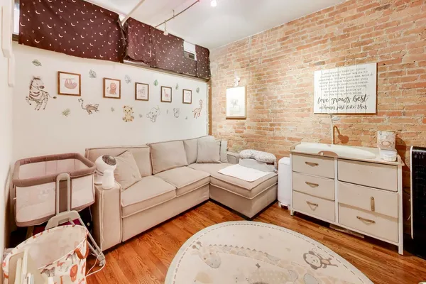 $450,000 | 520 West Huron Street, Unit 406, Chicago, IL 60654