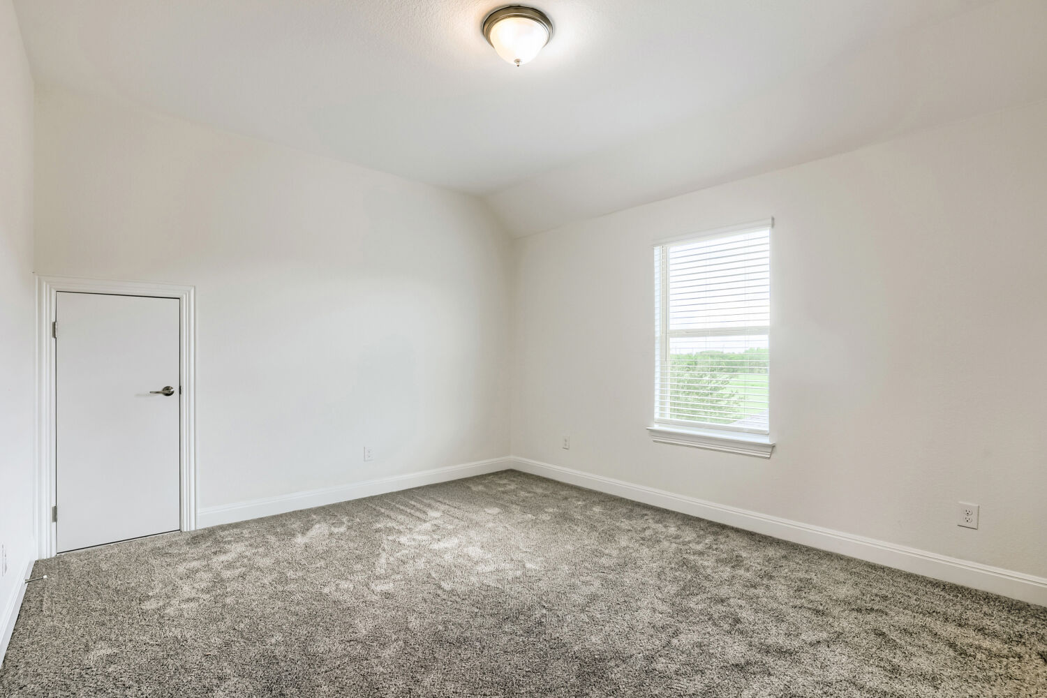 19205 Burrowbridge Road Pflugerville, TX 78660 - Photo 26 of 38 Bedroom 3