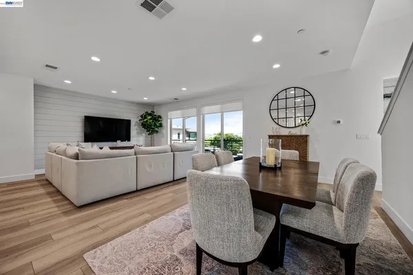 $1,600,000 | 5977 Ruby Place, Dublin, CA 94568
