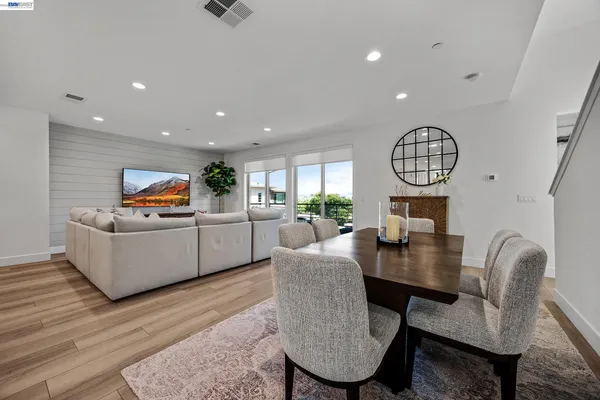 $1,600,000 | 5977 Ruby Place, Dublin, CA 94568