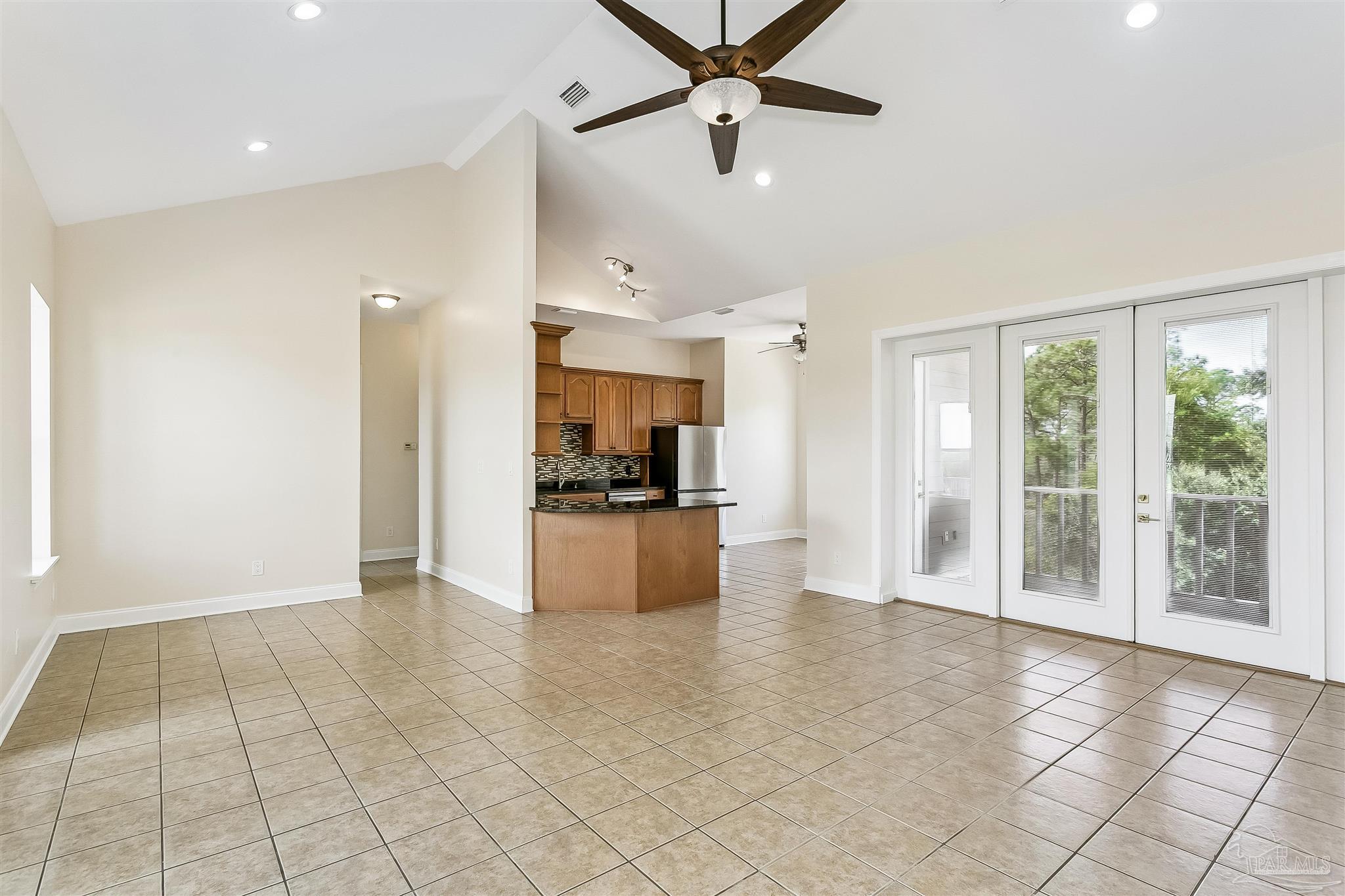 5609 Ponte Verde Road Pensacola, FL 32507 - Photo 7 of 41 Gallery Image 7