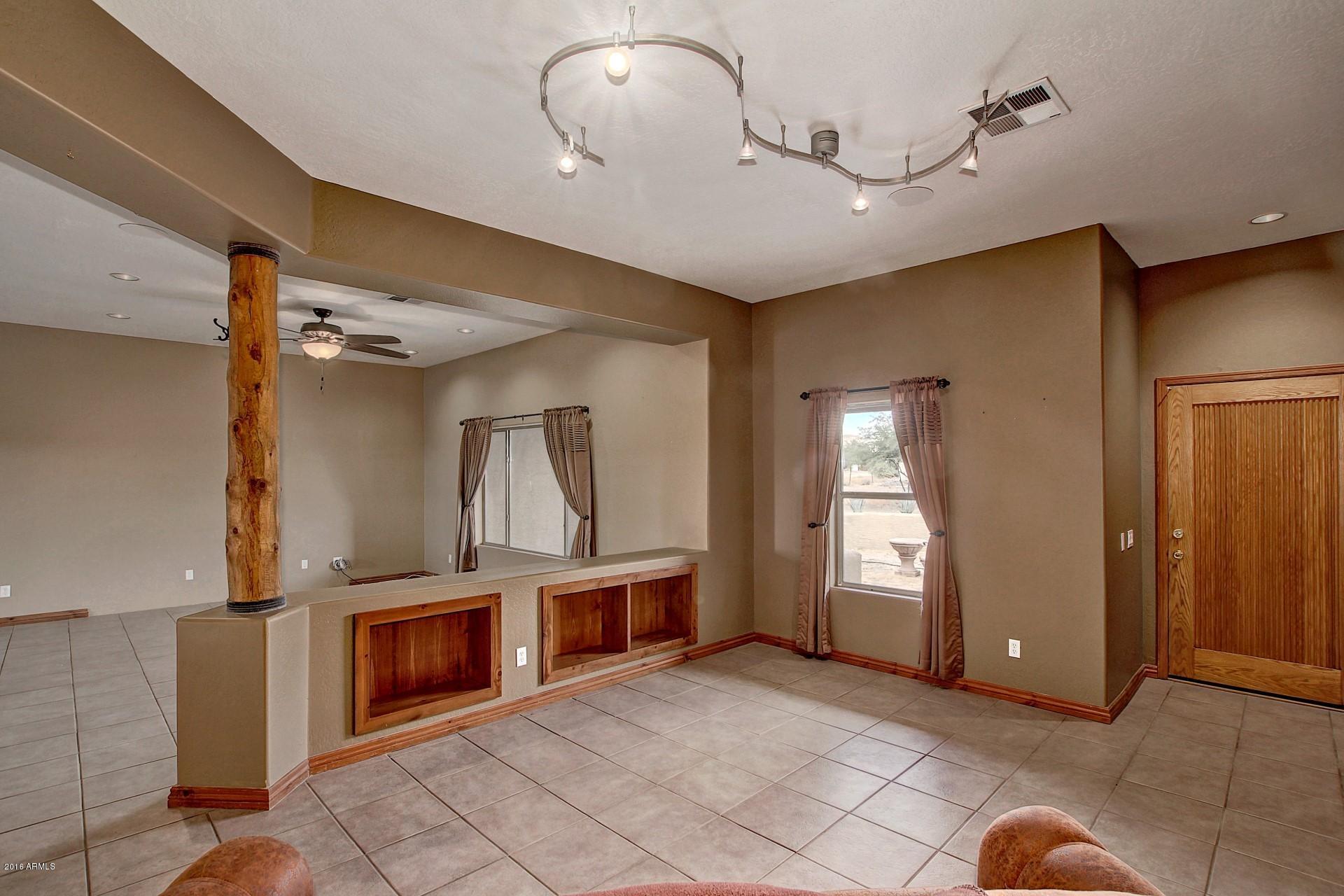 811 East Joy Ranch Road Phoenix, AZ 85086 - Photo 26 of 29 Entry 2