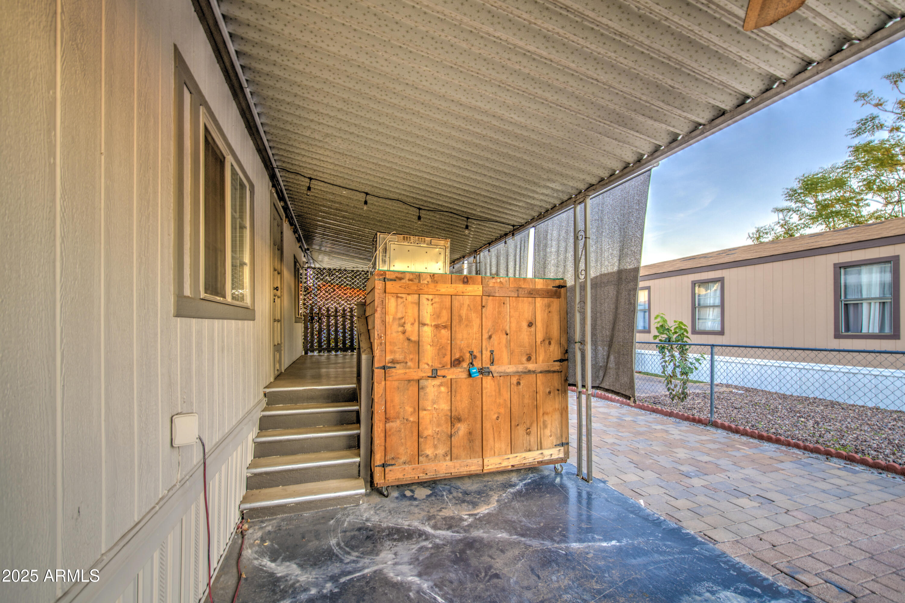 19401 North 7th Street, Unit 94 Phoenix, AZ 85024 - Photo 4 of 12 a view of entryway with wooden floor