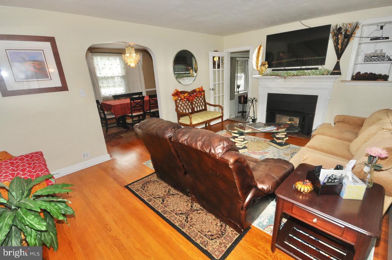 20 Rolling Road Claymont, DE 19703 - Photo 3 of 22 Cozy wood burning insert fireplace