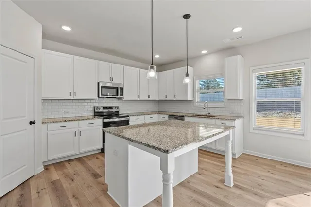 $474,900 | 416 Rodeo Drive, Auburn, GA 30011