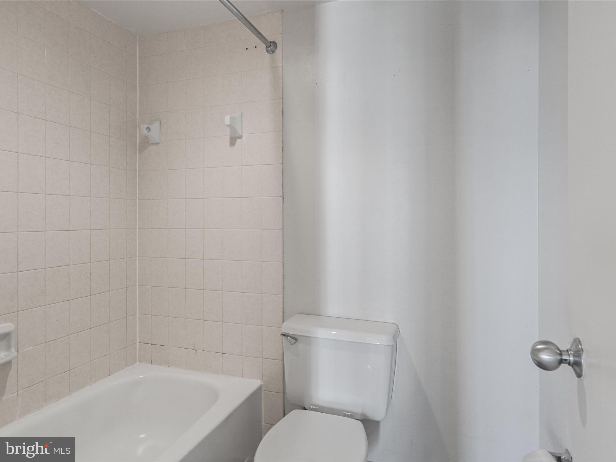 5505 Seminary Road, Unit 908N Falls Church, VA 22041 - Photo 20 of 41