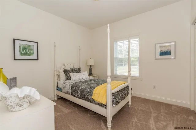 $599,000 | 67 Lakepointe Way, Saratoga Springs, NY 12866