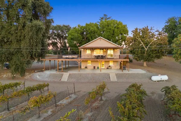 $1,350,000 | 32852 South River Road, Clarksburg, CA 95612