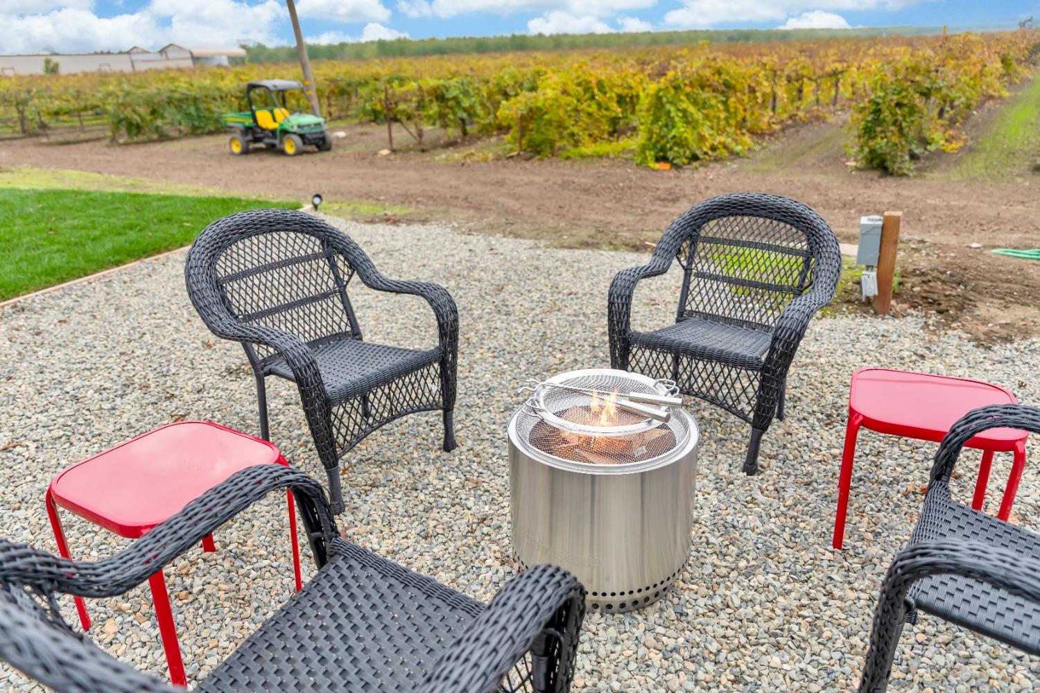32852 South River Road Clarksburg, CA 95612 - Photo 69 of 72 a view of a chairs and table in the patio