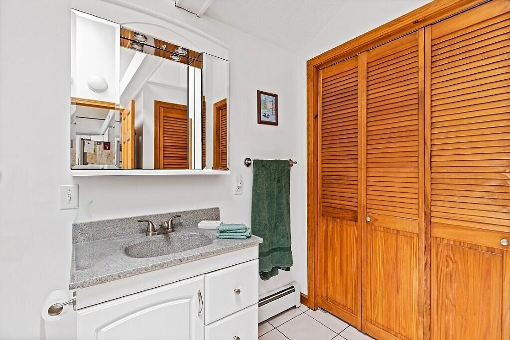 59 Morrill Road Livermore, ME 04253 - Photo 19 of 53 56_BP5A9014_DxO_autoremove_40557333_mls