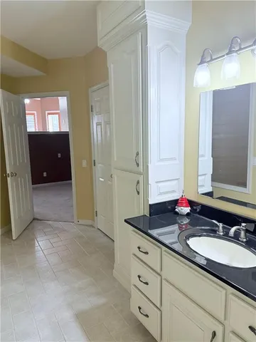 $799,900 | 5007 Mission Drive South, St. Joseph, MO 64505