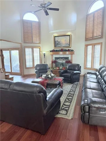 $799,900 | 5007 Mission Drive South, St. Joseph, MO 64505