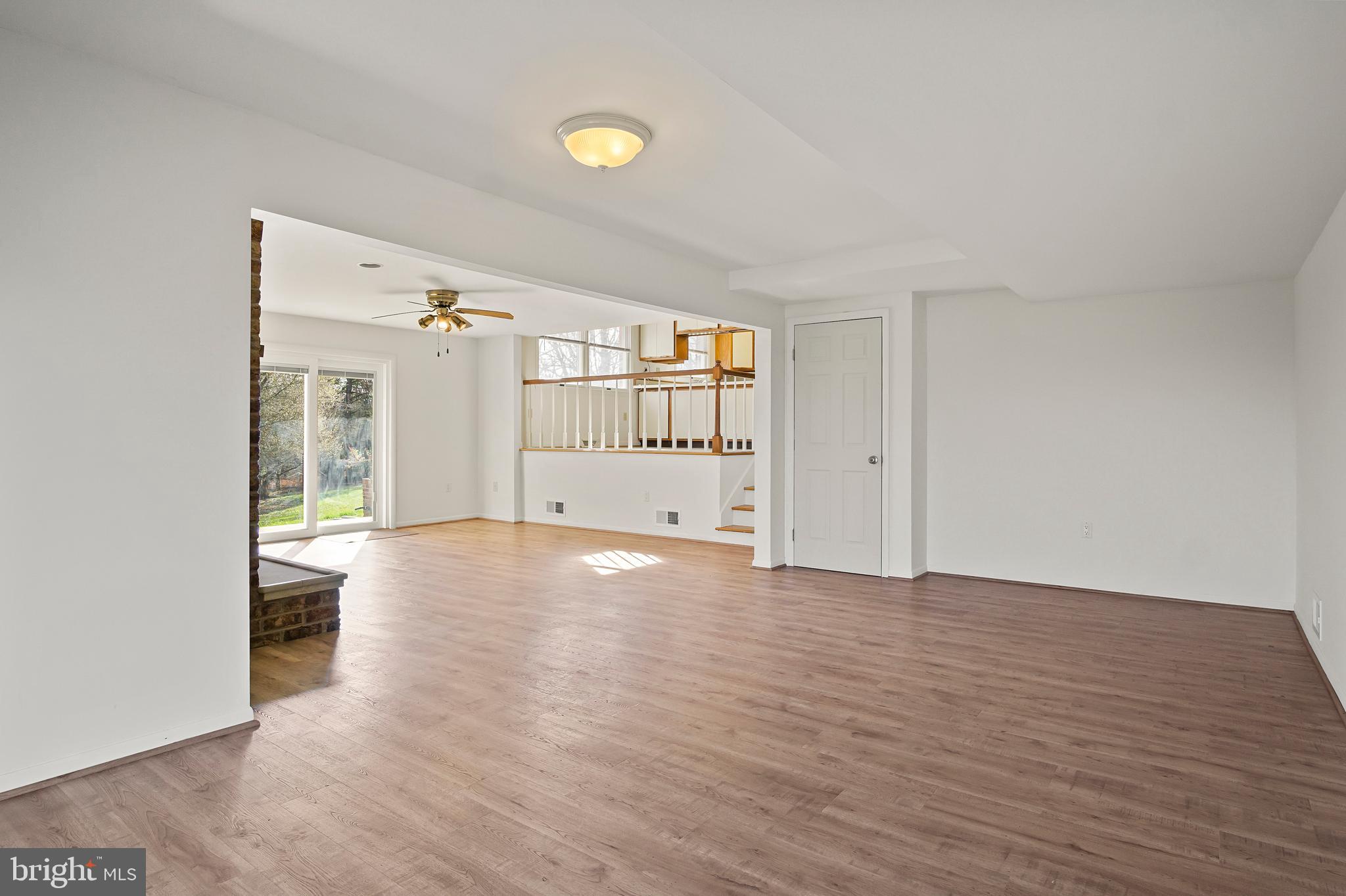5703 Red Hill Road Keedysville, MD 21756 - Photo 23 of 62 Family room