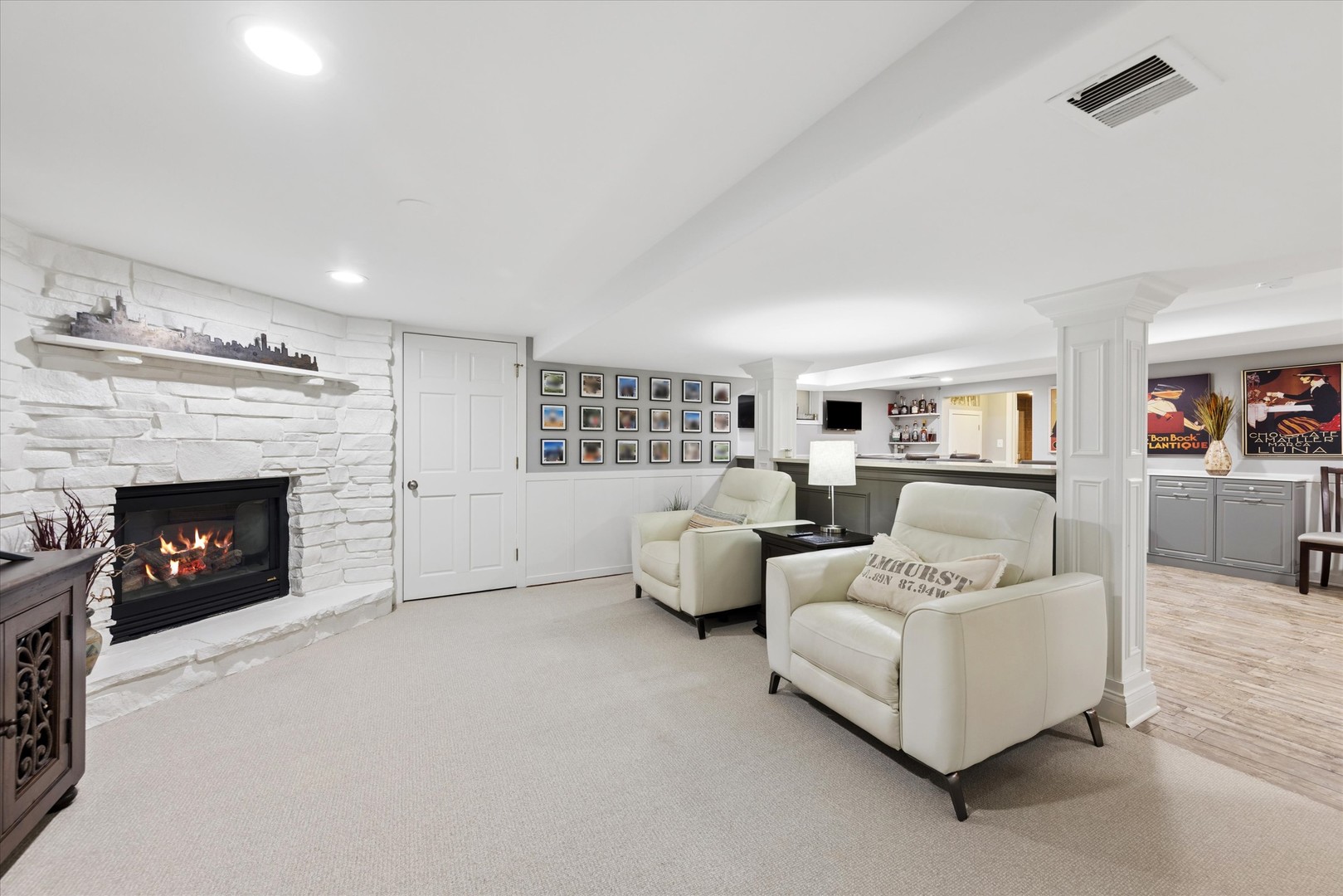 346 South Street Elmhurst, IL 60126 - Photo 33 of 43 a living room with furniture and a fireplace