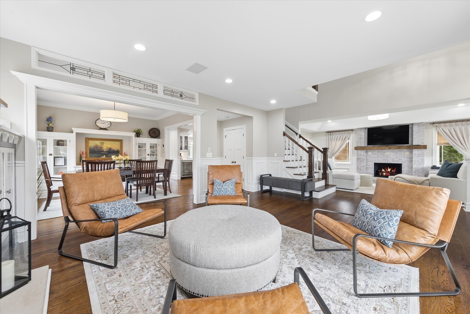 346 South Street Elmhurst, IL 60126 - Photo 9 of 43 a living room with furniture and a view of kitchen