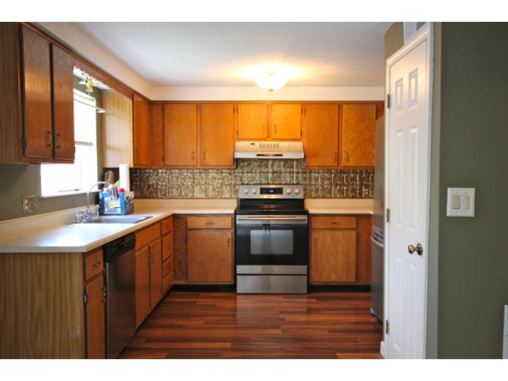 76 East Ridge Road, Unit 76 Merrimack, NH 03054 - Photo 2 of 15