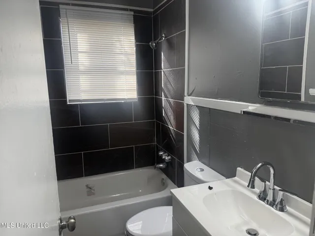 $1,000 | 2239 Newport Street, Jackson, MS 39213