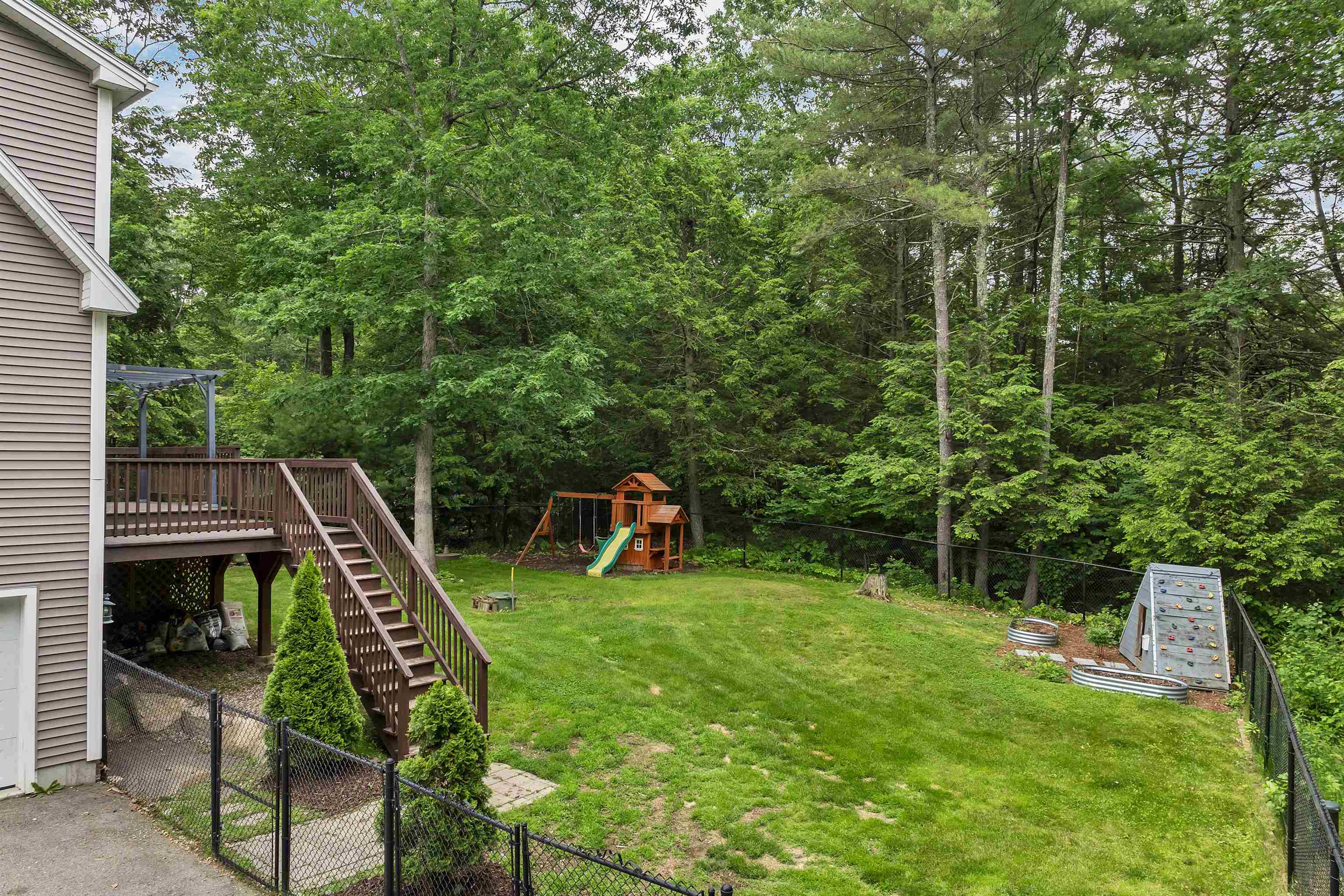 133 Spaulding Road Fremont, NH 03044 - Photo 18 of 53