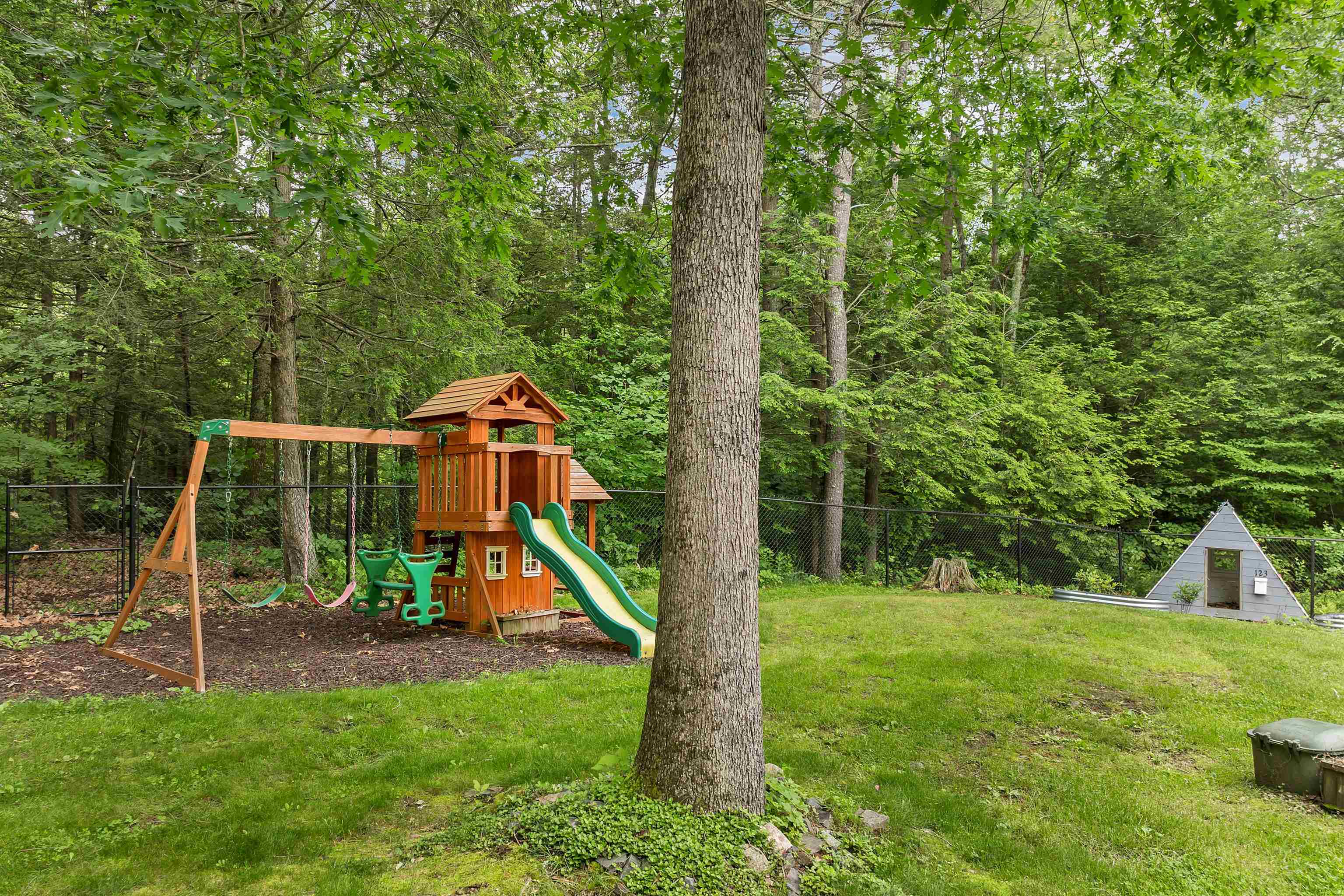 133 Spaulding Road Fremont, NH 03044 - Photo 19 of 53