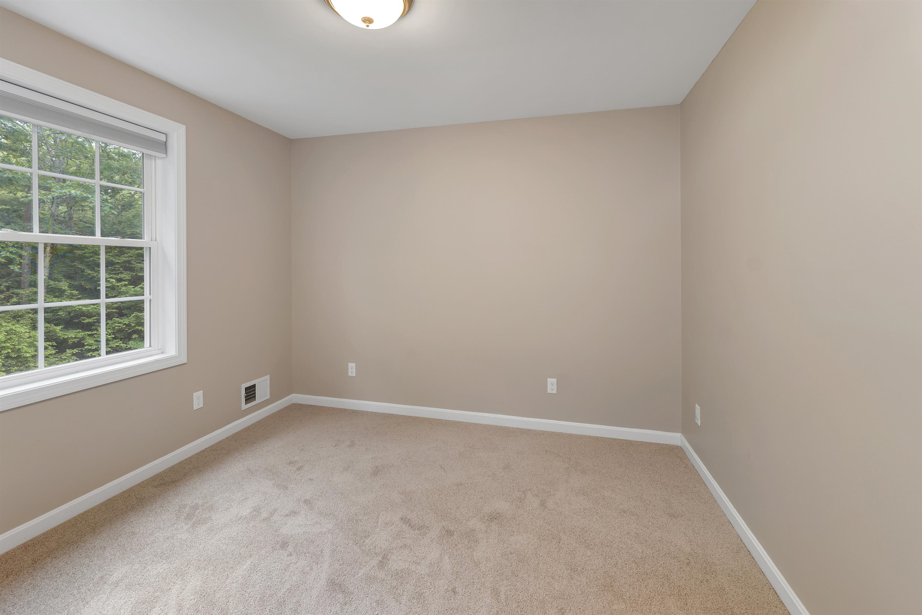 133 Spaulding Road Fremont, NH 03044 - Photo 40 of 53