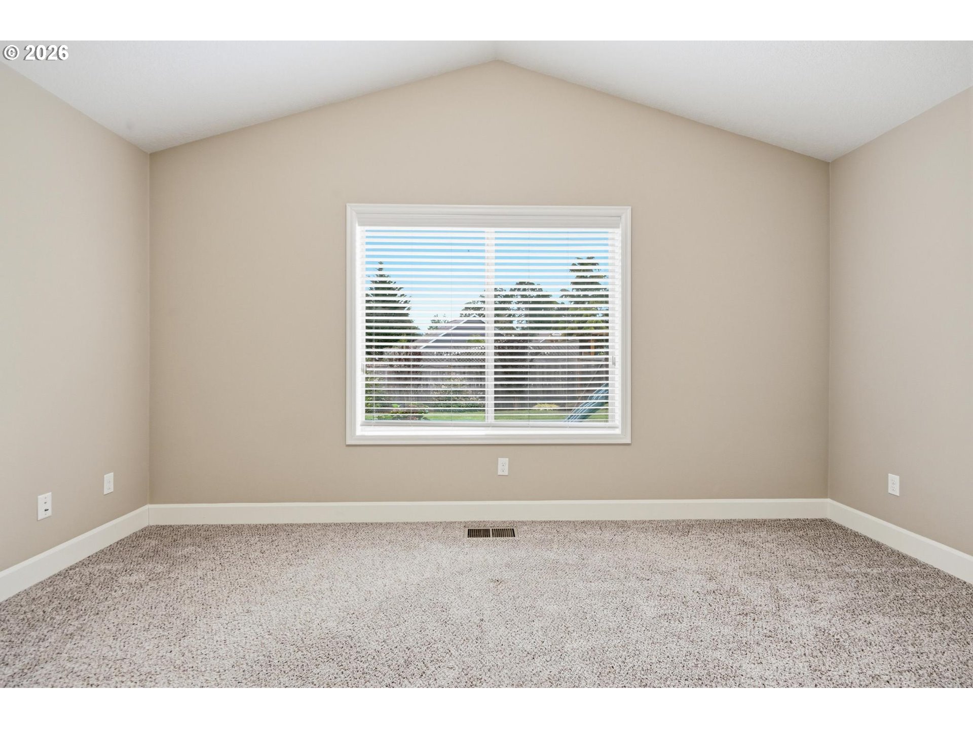 1075 Sage Street Silverton, OR 97381 - Photo 18 of 46 an empty room with a window
