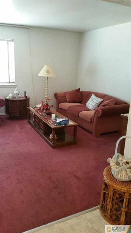 187 Evergreen Road, Unit 9B Edison, NJ 08837 - Photo 4 of 4 Gallery Image 4