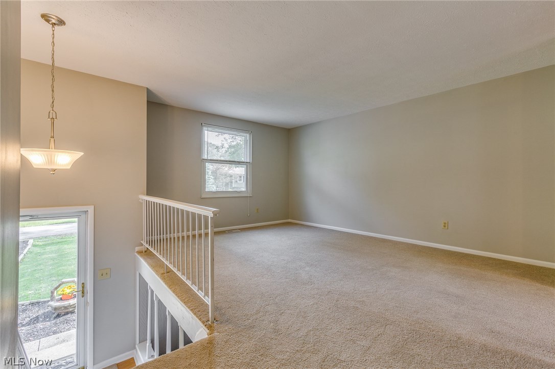 1724 Sterling Road Madison, OH 44057 - Photo 4 of 28 Gallery Image 4