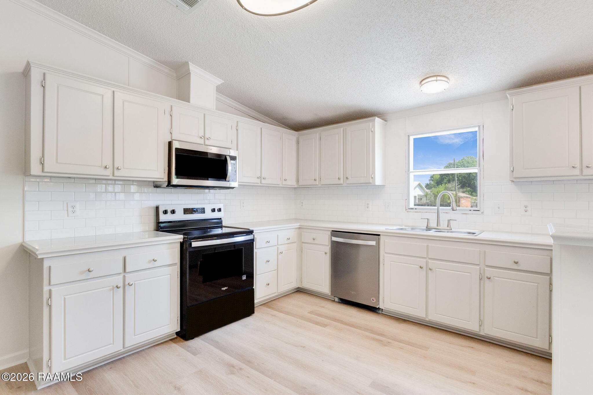 100 Adam Lane Duson, LA 70529 - Photo 8 of 27 22-web-or-mls-100 Adam Ln-17