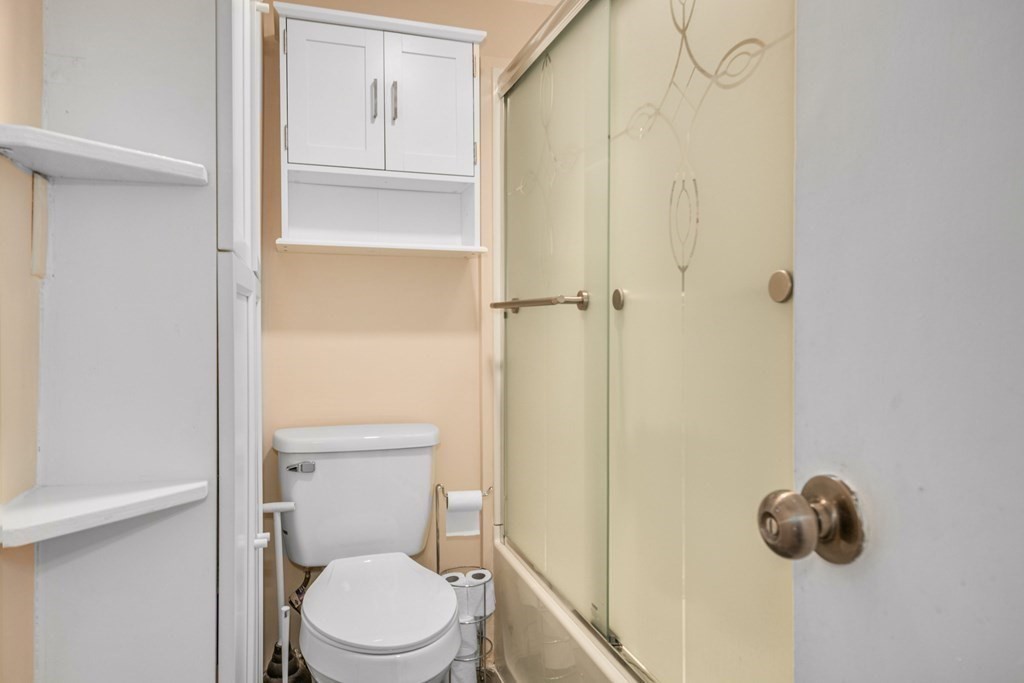 62 Rice Street Marlborough, MA 01752 - Photo 13 of 21 Gallery Image 13