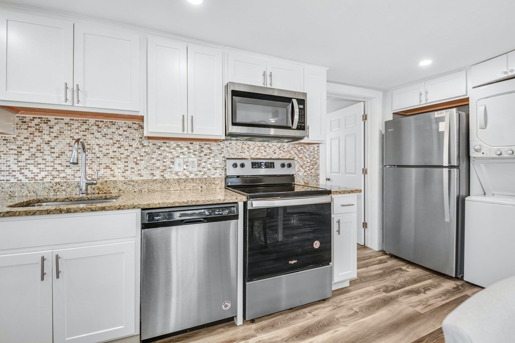 62 Rice Street Marlborough, MA 01752 - Photo 10 of 21 Gallery Image 10