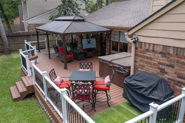 $2,950 | 267 East Rainbow Ridge Circle, Spring, TX 77381