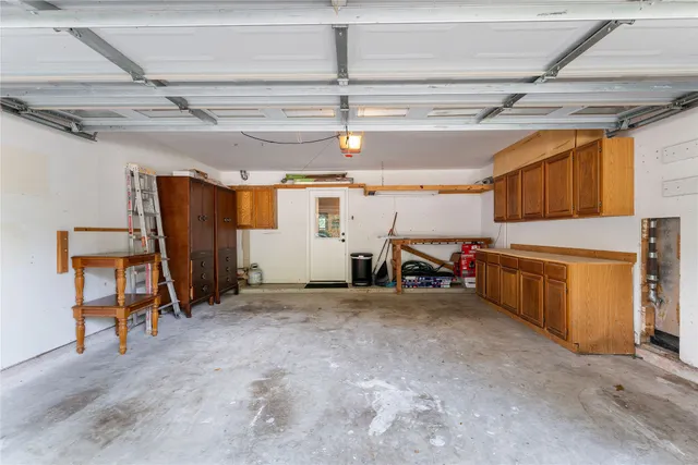 $2,950 | 267 East Rainbow Ridge Circle, Spring, TX 77381