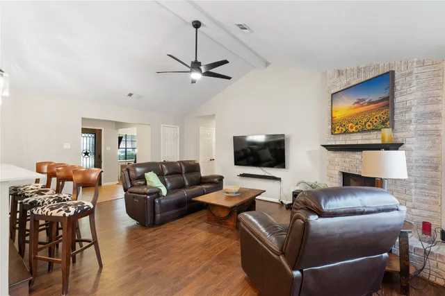 $2,950 | 267 East Rainbow Ridge Circle, Spring, TX 77381