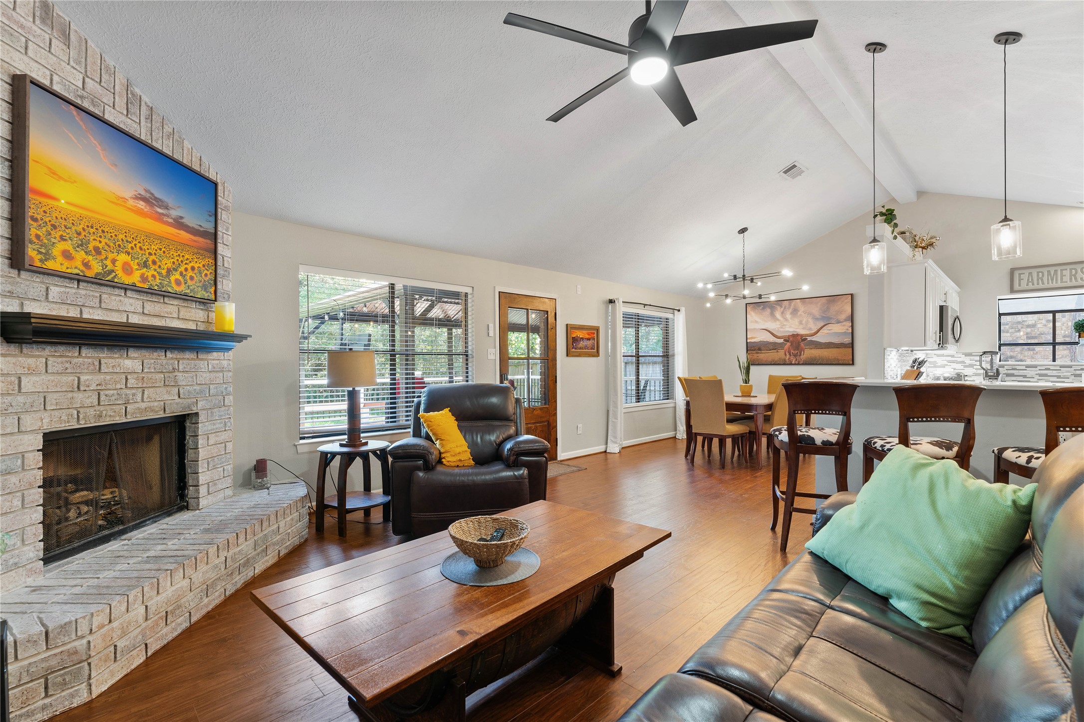 267 East Rainbow Ridge Circle Spring, TX 77381 - Photo 9 of 47