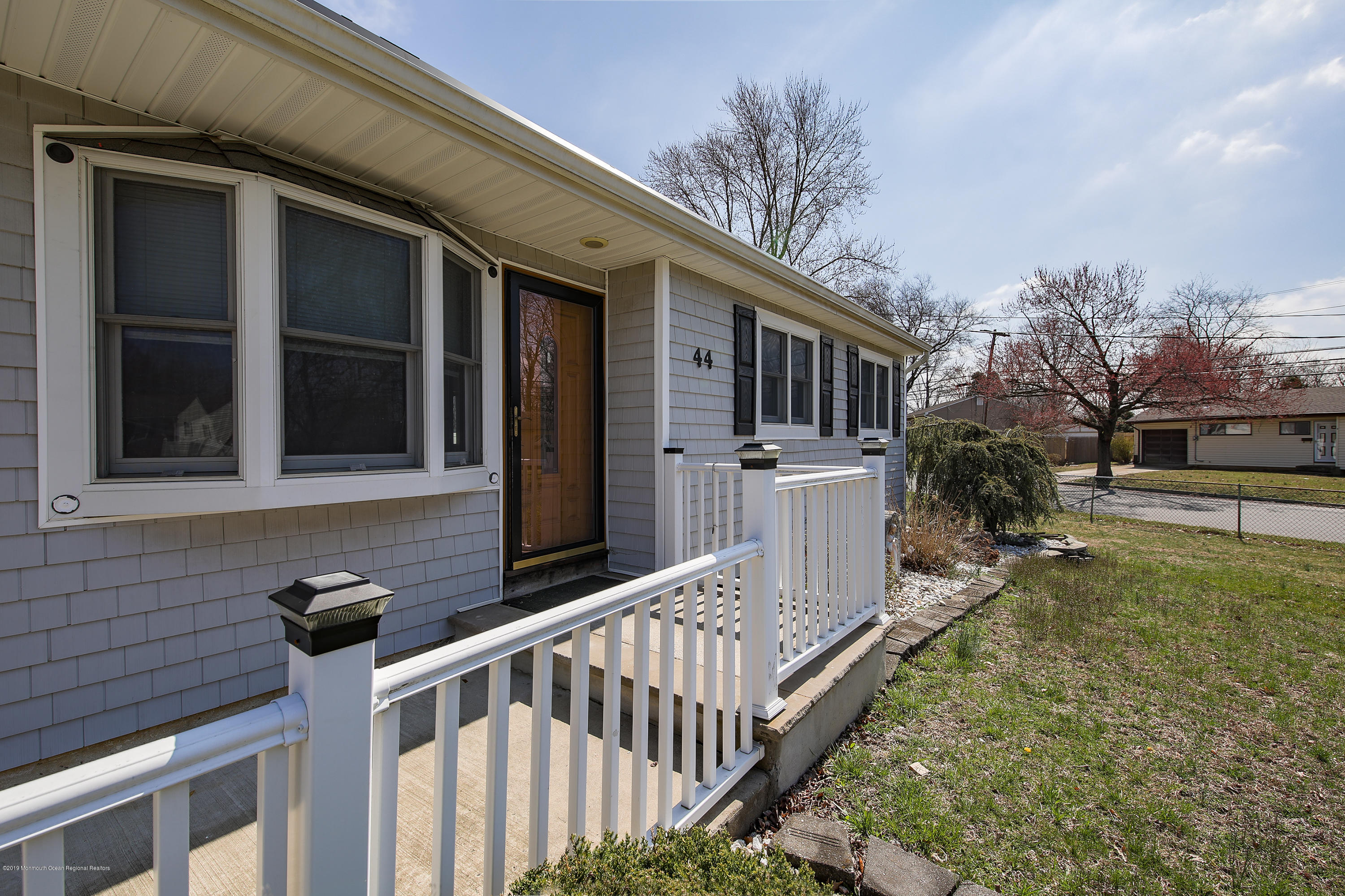 44 Dartmouth Road Parlin, NJ 08859 - Photo 4 of 27 Exterior4