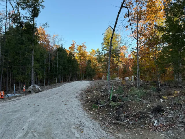 $599,900 | 7 Brook Haven Lane, Harrison, ME 04040