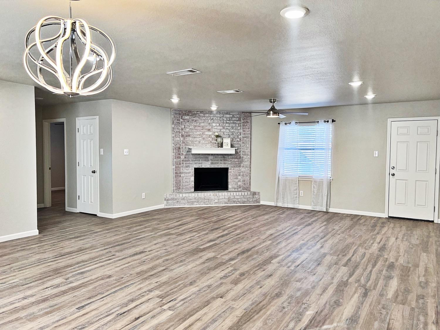 3226 90th Street Lubbock, TX 79423 - Photo 3 of 15 Photo 3