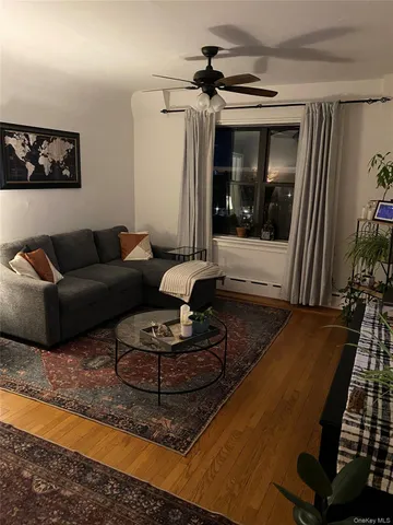 $409,000 | 141 Wyckoff Place, Unit 6E, Woodmere, NY 11598