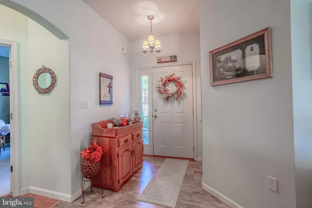 $218,000 | 33 Lantern Lane, Shippensburg, PA 17257