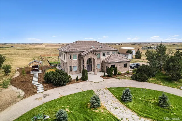 $1,695,000 | 1150 County Road 121, Bennett, CO 80102